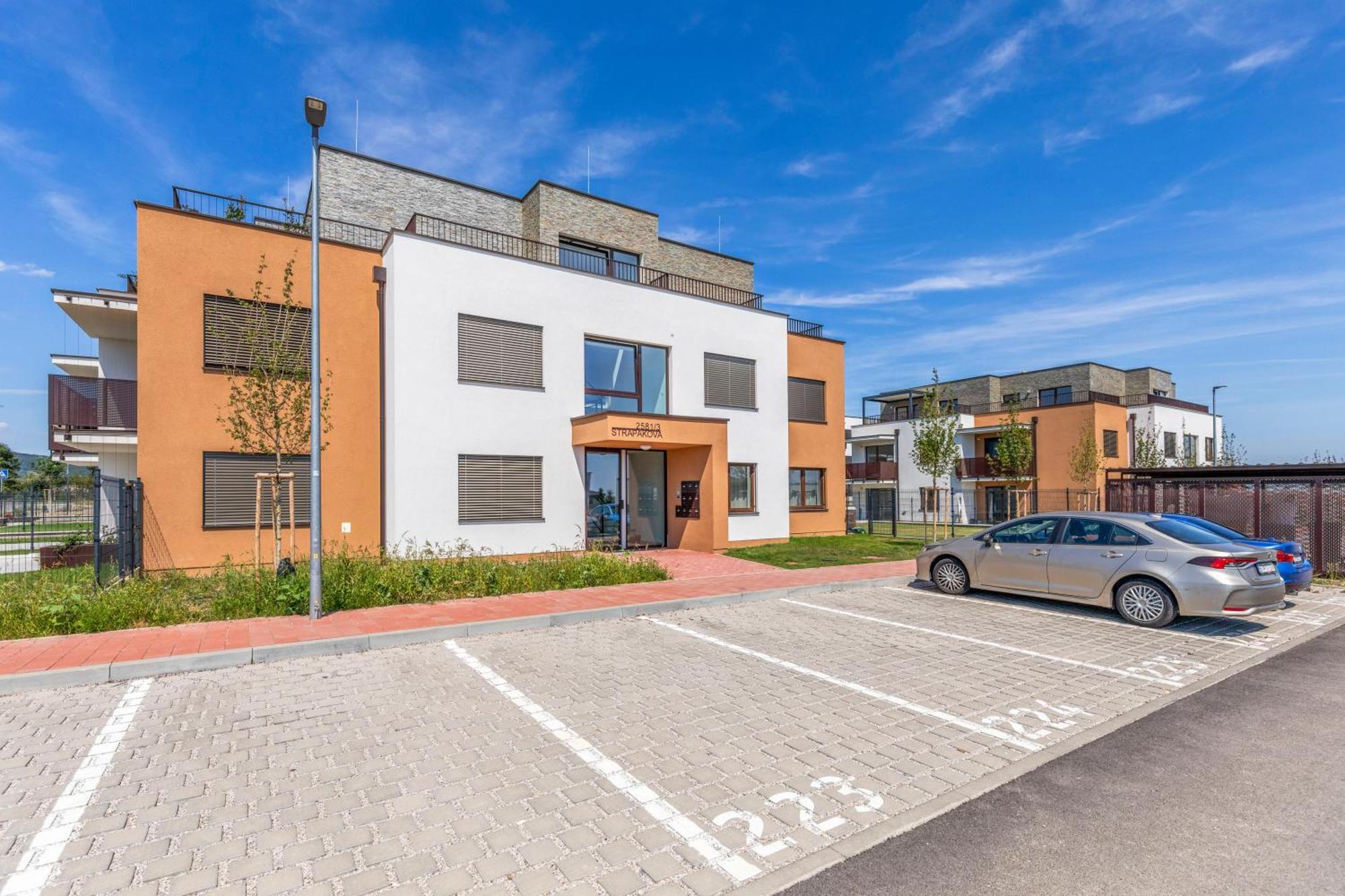 Boho Apt W Jacuzzi, Grill & Garden Modra Exterior foto